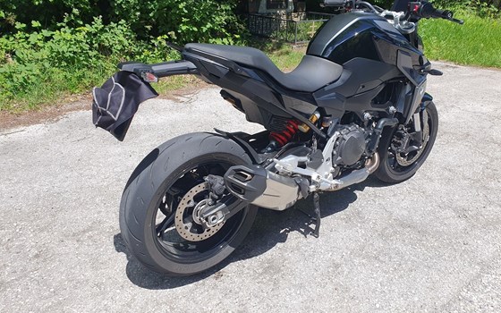 Gebrauchtmotorrad BMW F 900 R - Bild 2