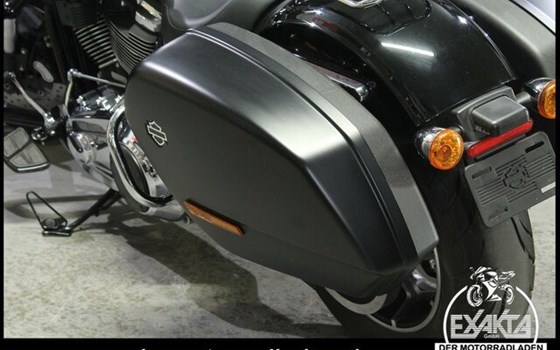 Gebrauchtmotorrad Harley-Davidson Softail Sport Glide FLSB - Bild 29
