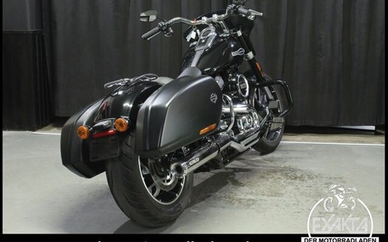 Gebrauchtmotorrad Harley-Davidson Softail Sport Glide FLSB - Bild 5
