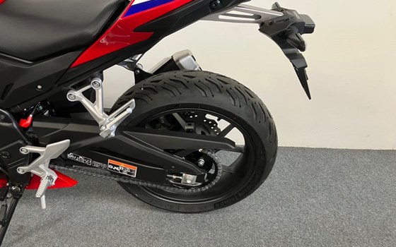 Neufahrzeug Honda CBR500R E-Clutch - Bild 13