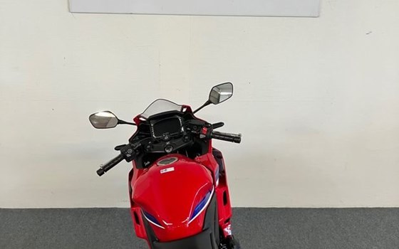 Neufahrzeug Honda CBR500R E-Clutch - Bild 14