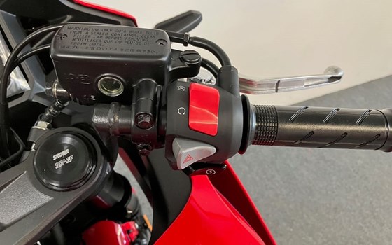 Neufahrzeug Honda CBR500R E-Clutch - Bild 16
