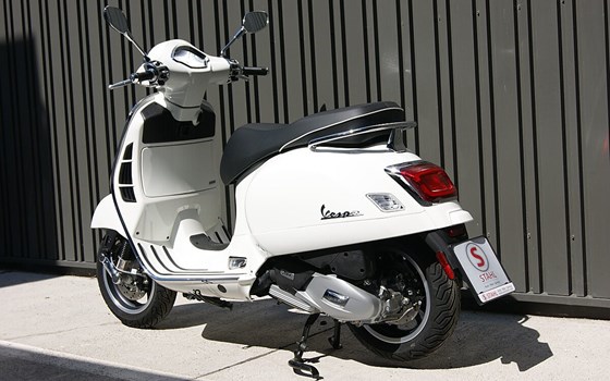 Neufahrzeug Vespa GTS 125 Super - Bild 11