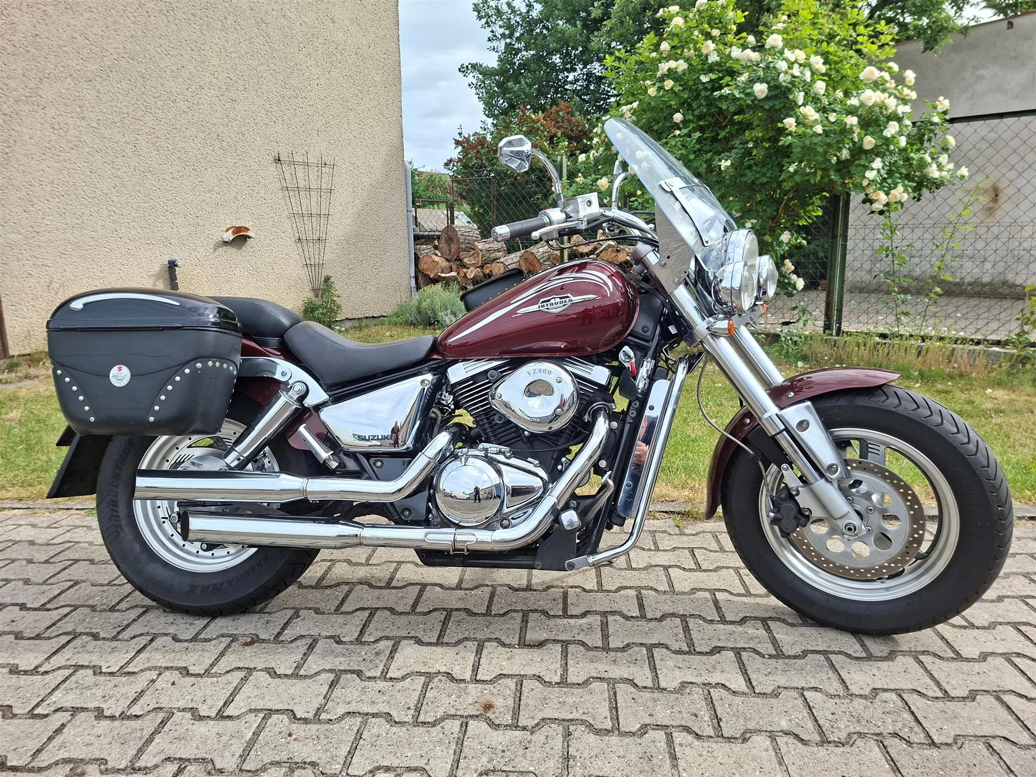 Suzuki VZ 800 Marauder