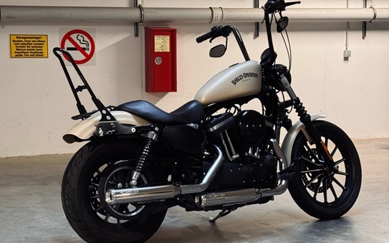 Gebrauchtmotorrad Harley-Davidson Sportster XL 883 N Iron - Bild 4