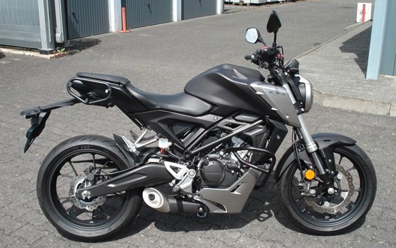 Gebrauchtmotorrad Honda CB125R - Bild 1