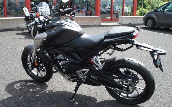 Gebrauchtmotorrad Honda CB125R - Bild 5