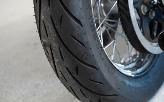 Gebrauchtmotorrad Harley-Davidson Sportster XL 1200C Custom - Bild 15