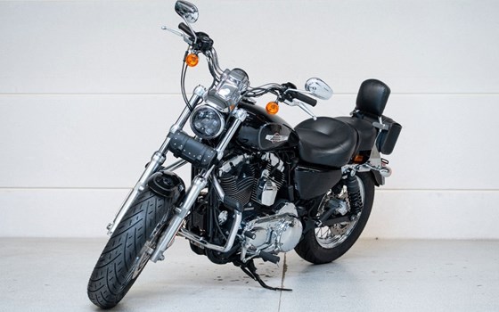 Gebrauchtmotorrad Harley-Davidson Sportster XL 1200C Custom - Bild 3