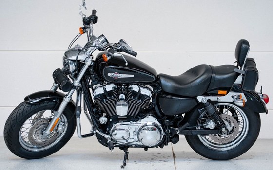 Gebrauchtmotorrad Harley-Davidson Sportster XL 1200C Custom - Bild 4