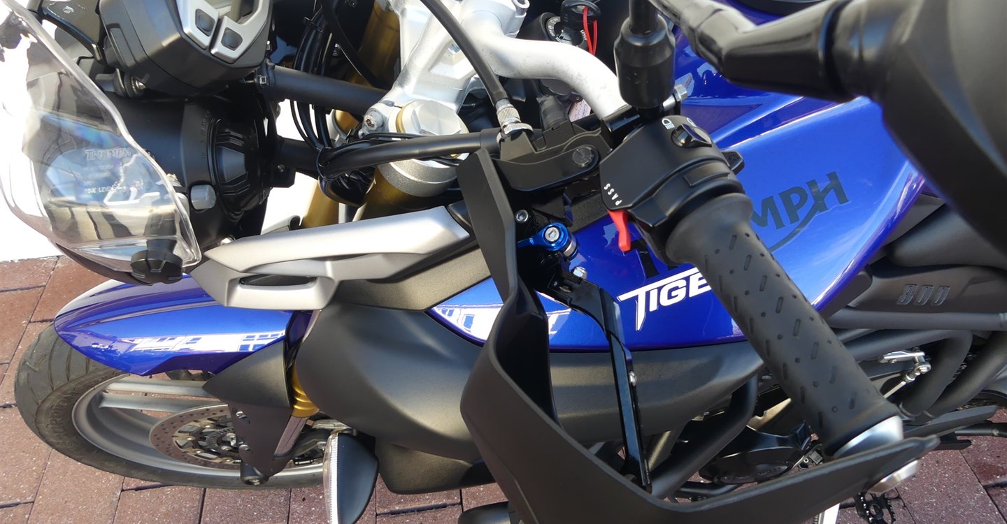Offer Triumph Tiger 800