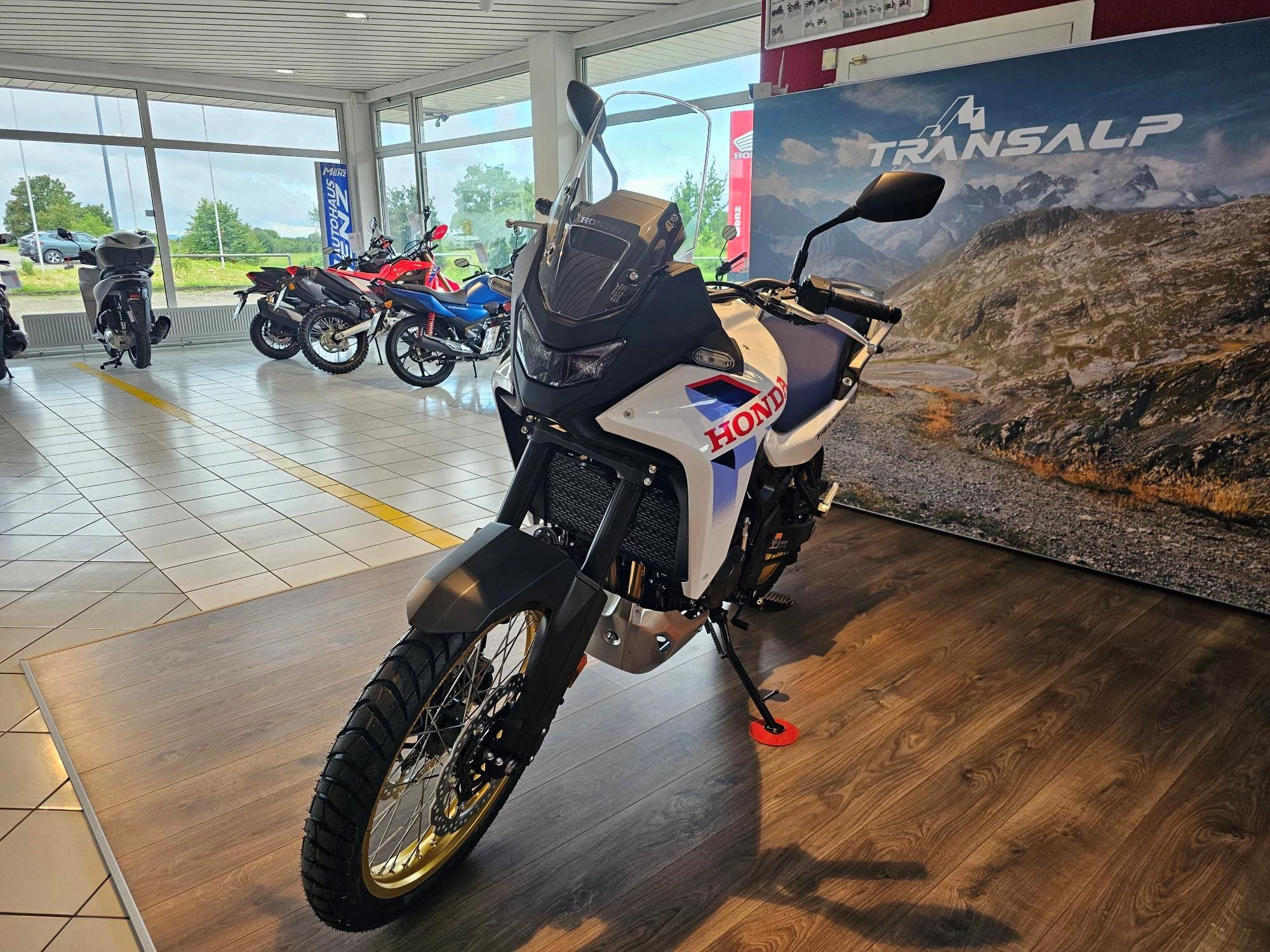 Honda XL750 Transalp E-Clutch