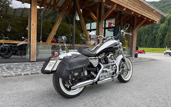 Gebrauchtmotorrad Harley-Davidson Sportster XL 1200C Custom - Bild 3