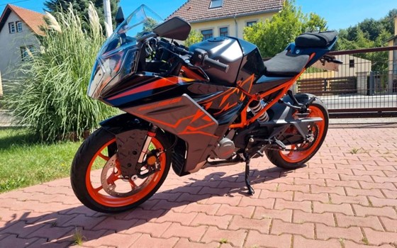 Gebrauchtmotorrad KTM RC 125 - Bild 1