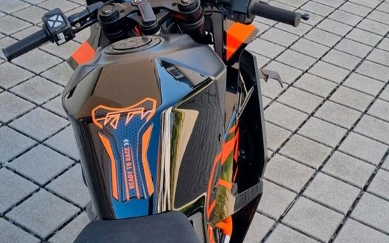Gebrauchtmotorrad KTM RC 125 - Bild 7