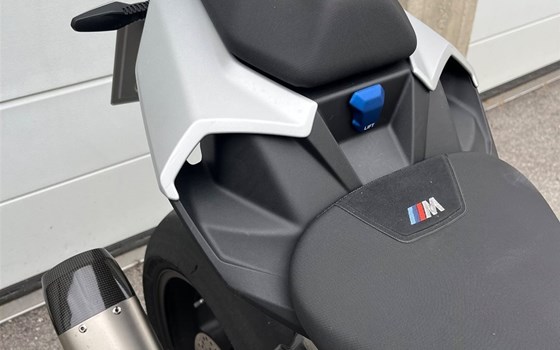Gebrauchtmotorrad BMW M 1000 R - Bild 7