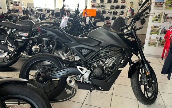 Gebrauchtmotorrad Honda CB125R - Bild 3