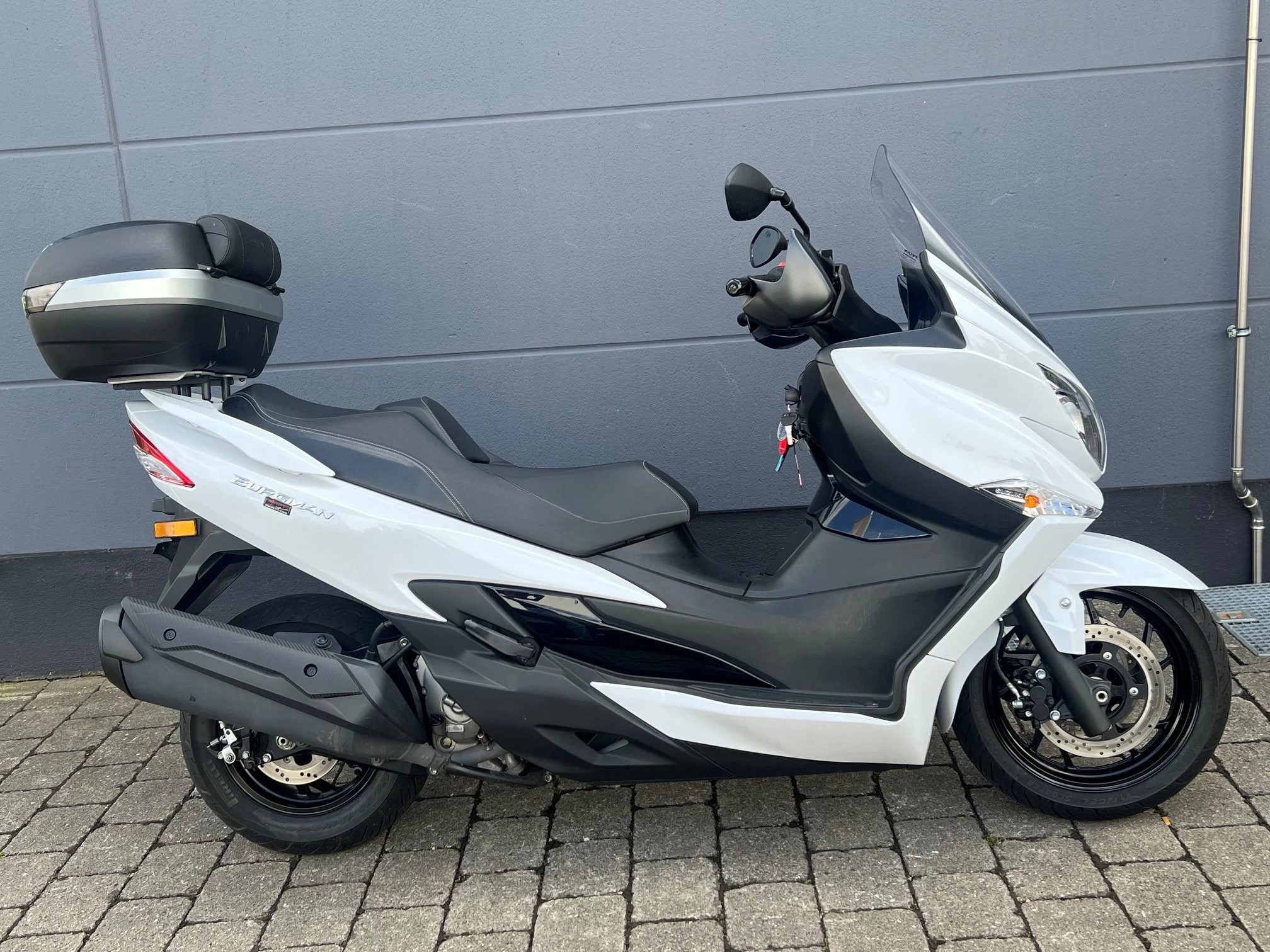 Suzuki Burgman 400