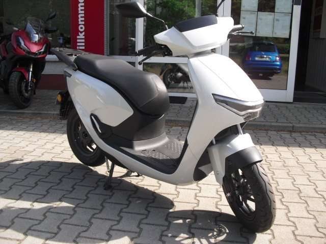 Honda CUV e: