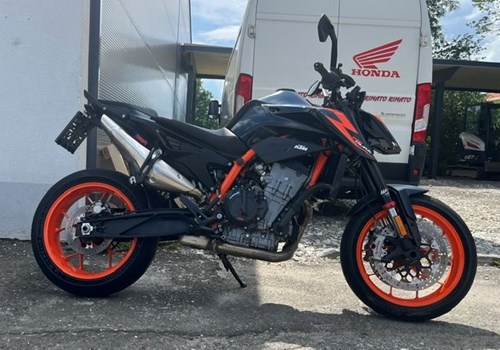 KTM 890 Duke R