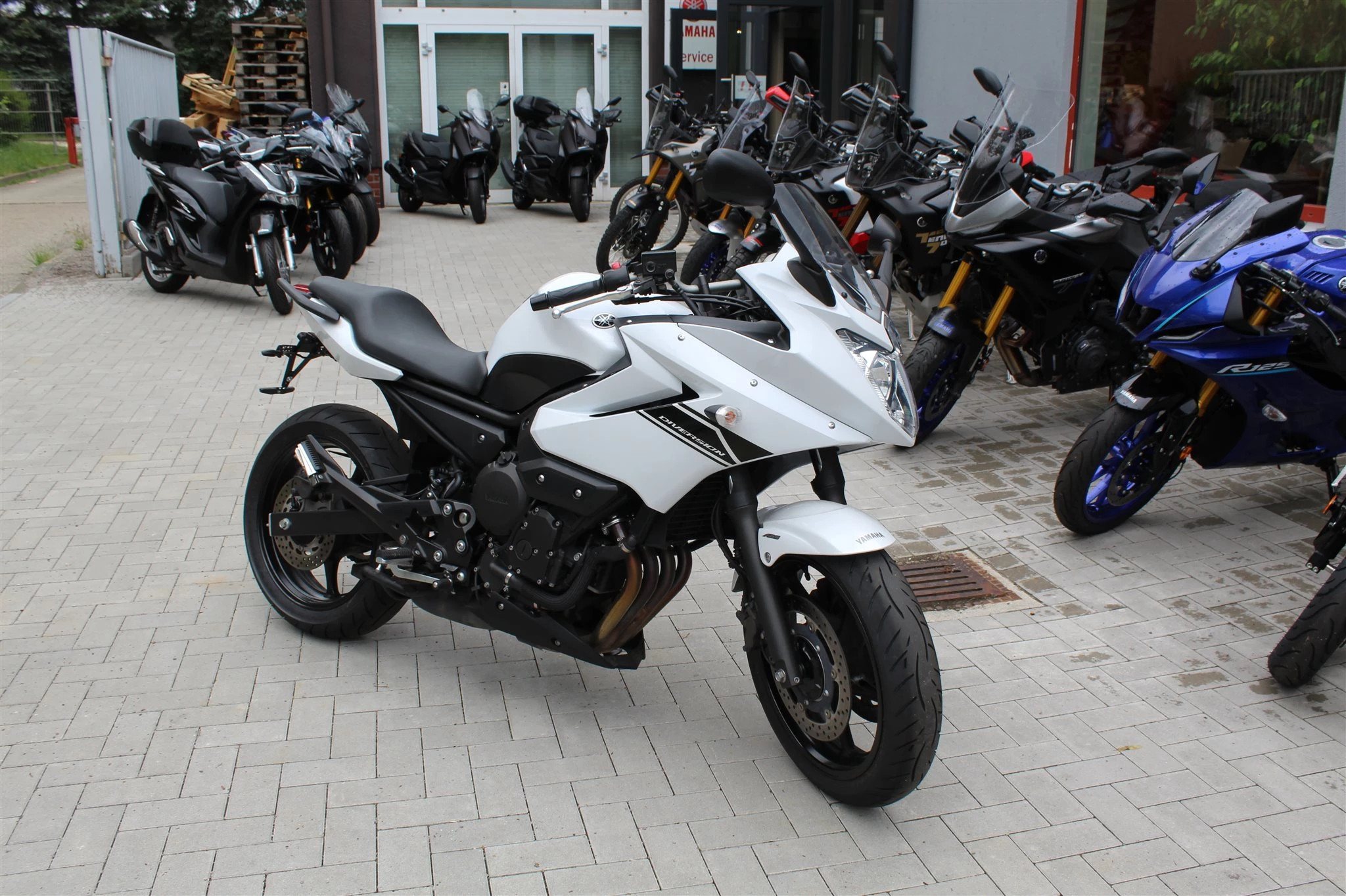 Yamaha XJ6 Diversion F ABS