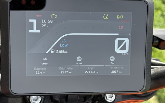Gebrauchtmotorrad KTM 990 Duke - Bild 7