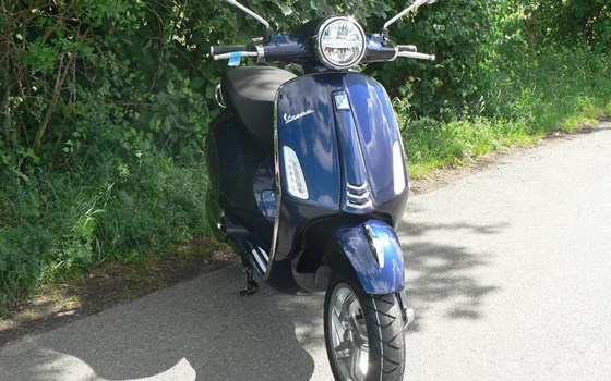 Neufahrzeug Vespa Primavera 125 - Bild 2