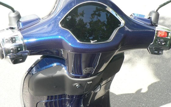 Neufahrzeug Vespa Primavera 125 - Bild 4