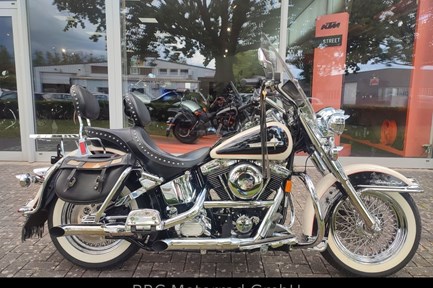 Harley-Davidson Softail Heritage Classic FLSTC