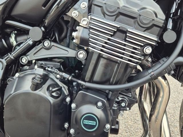 Angebot Kawasaki Z900 RS Black Ball Edition