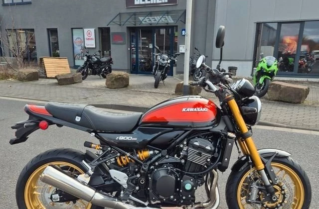 Kawasaki Z900 RS SE