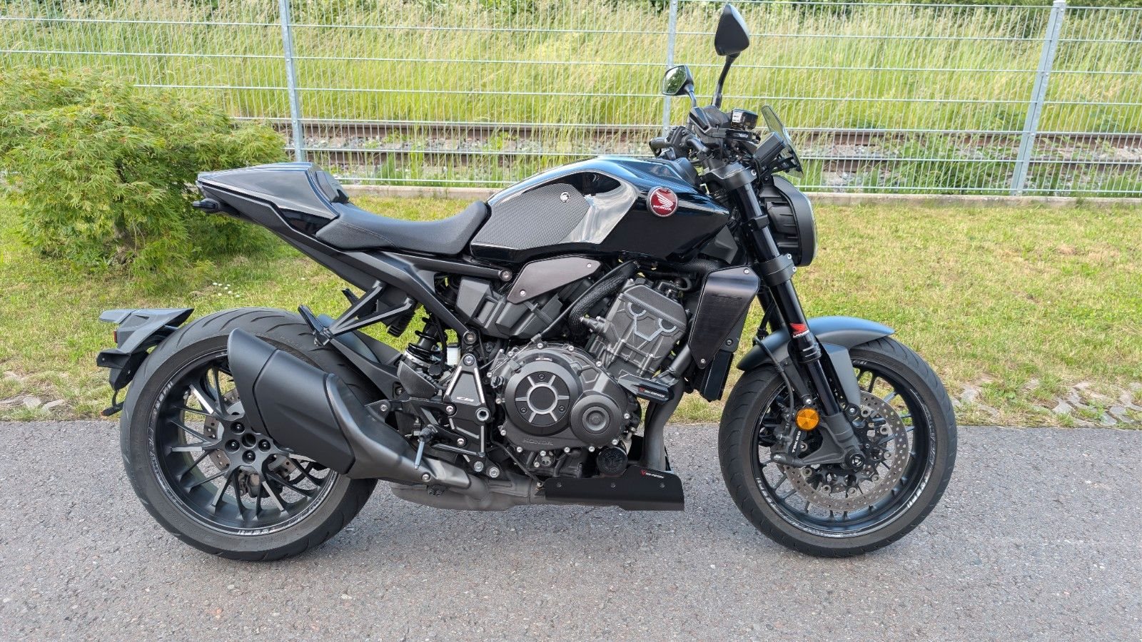 Honda CB1000R Black Edition
