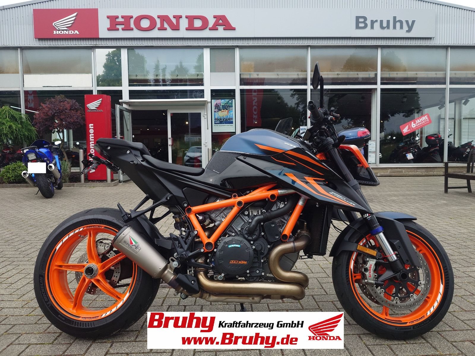 KTM 1290 Super Duke R EVO