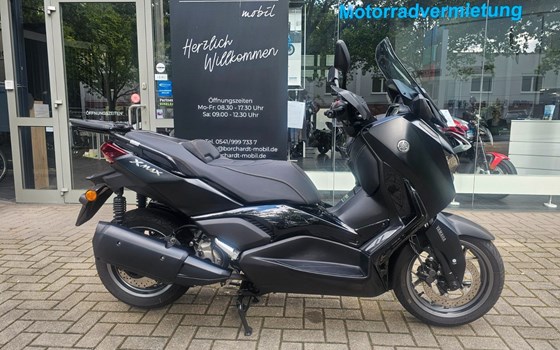 Gebrauchtmotorrad Yamaha XMAX 300 Tech MAX - Bild 2
