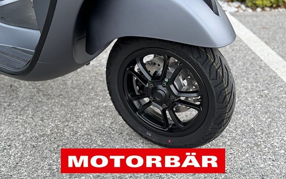 Neufahrzeug Vespa GTS 125 Super Sport - Bild 5