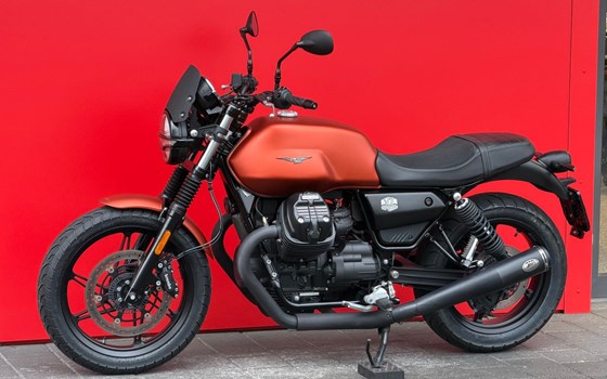 Motorrad Occasion Moto Guzzi V7 Stone - Bild 6