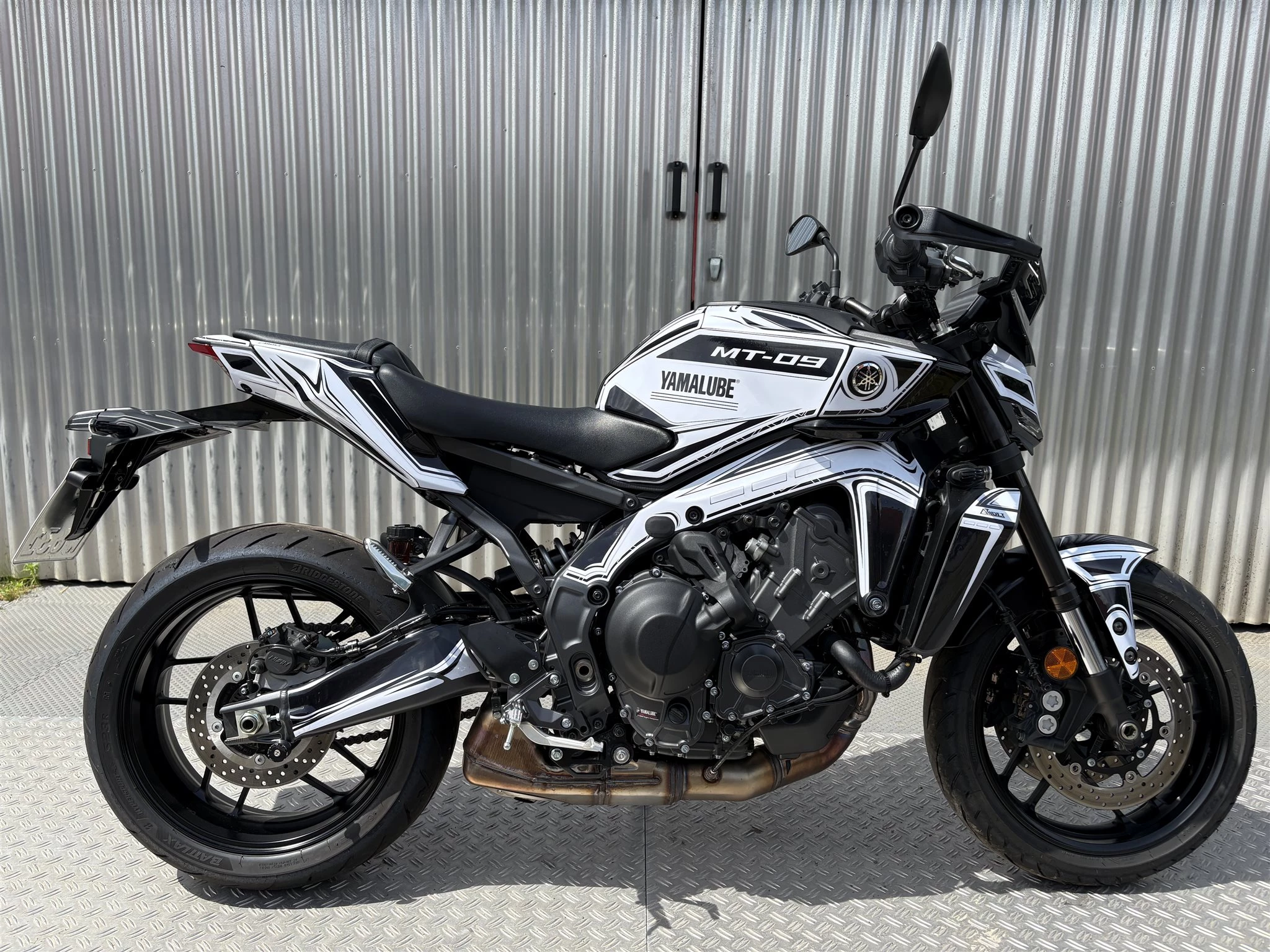 Yamaha MT-09 Y-AMT 35kW