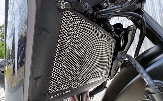 Gebrauchtmotorrad Yamaha MT-09 Y-AMT 35kW - Bild 14