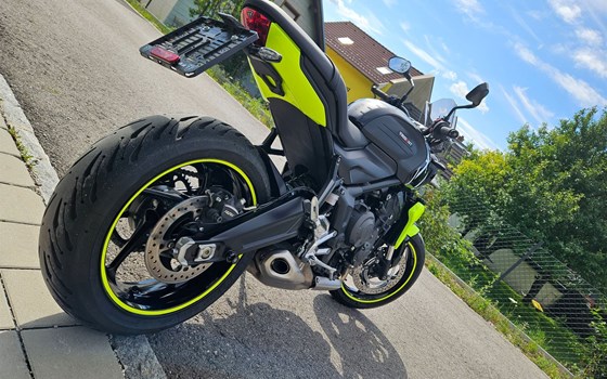 Gebrauchtmotorrad Triumph Trident 660 - Bild 7