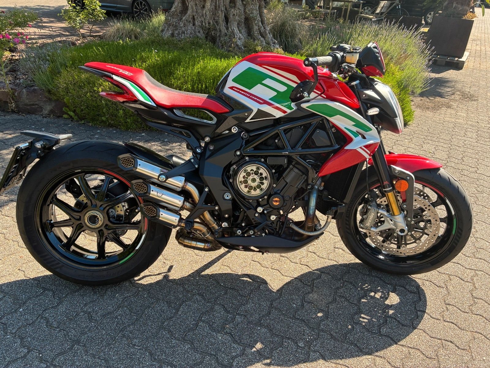 MV Agusta Dragster 800 RC 