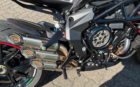 Gebrauchtmotorrad MV Agusta Dragster 800 RC - Bild 3