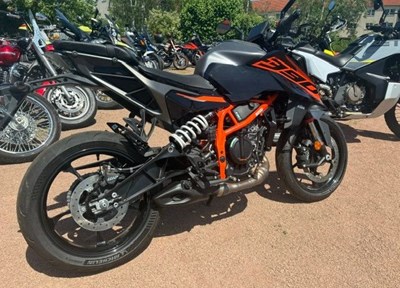 NEUFAHRZEUG KTM 390 Duke