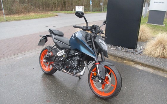 Gebrauchtmotorrad KTM 125 Duke - Bild 3
