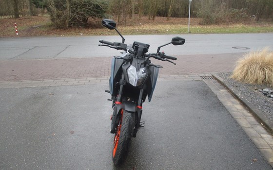 Gebrauchtmotorrad KTM 125 Duke - Bild 4