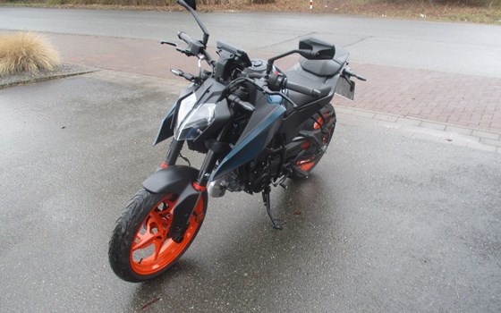 Gebrauchtmotorrad KTM 125 Duke - Bild 5