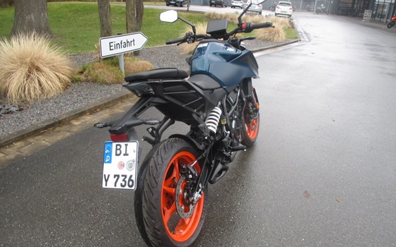 Gebrauchtmotorrad KTM 125 Duke - Bild 9