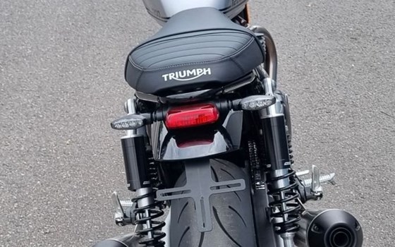 Gebrauchtmotorrad Triumph Speed Twin 1200 - Bild 6