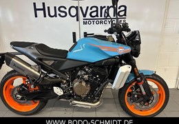 Neumotorrad Husqvarna Svartpilen 801