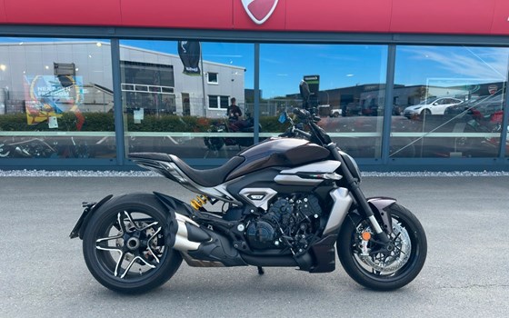 Gebrauchtmotorrad Ducati XDiavel V4 - Bild 8