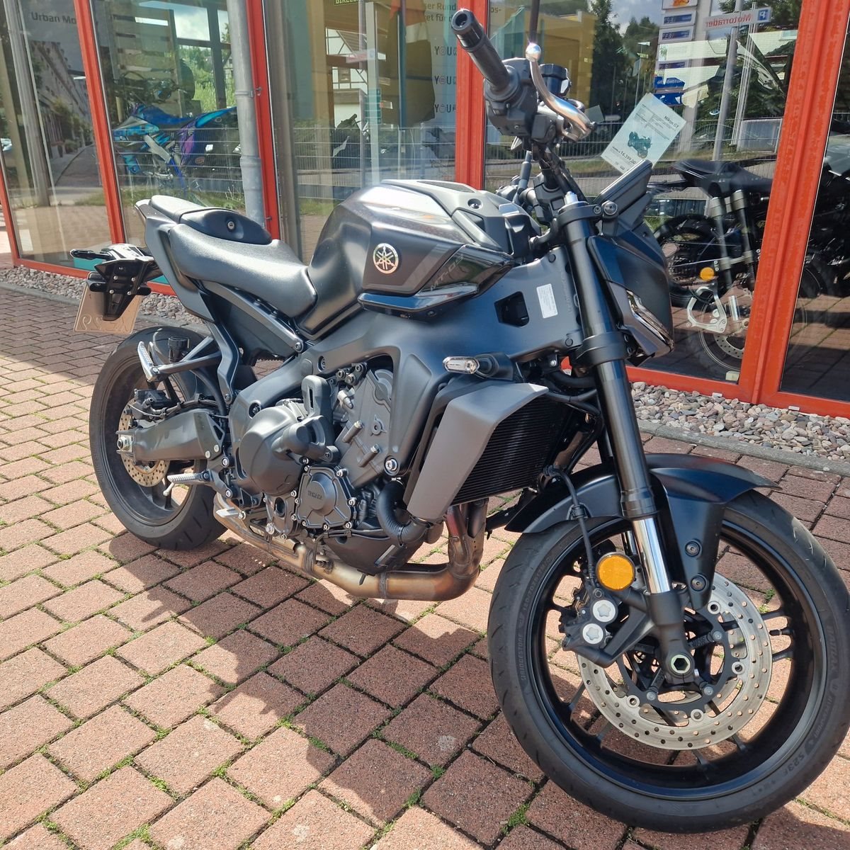 Yamaha MT-09 Y-AMT 35kW